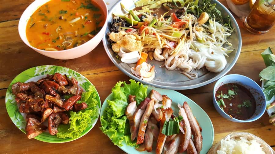 Bangkok: Street Art and Street Food Walking Tour - Talat Noi and Bangkok’s Chinese character
