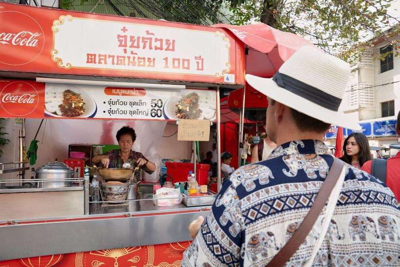 Bangkok: Talad Noi Hidden Gems & Street Food Adventure - Street art, narrow lanes, and the riverside café pause