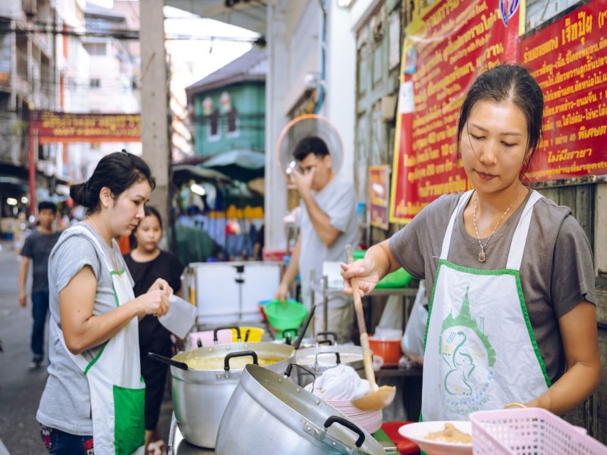 Bangkok: Talad Noi Hidden Gems & Street Food Adventure - The food: small portions, several useful introductions
