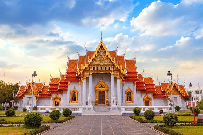 Bangkok Temples Tour Including Reclining Buddha at Wat Pho without Hotel Pick Up - Key points to know before you book