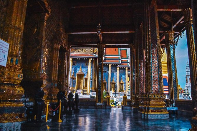 Bangkok: The Grand Palace, Wat Pho, and Wat Arun Walking Tour - What the $24.34 price really buys you