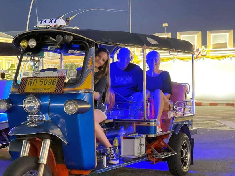 Bangkok Tuk-Tuk by Night with Chinatown Street Food Meal - Key points at a glance