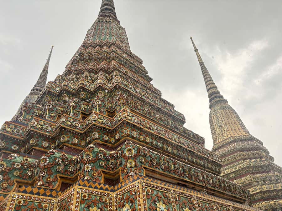 Bangkok: Wat Pho and Wat Arun Guided Walking Tour (2 Hours) - Wat Pho and the Reclining Buddha