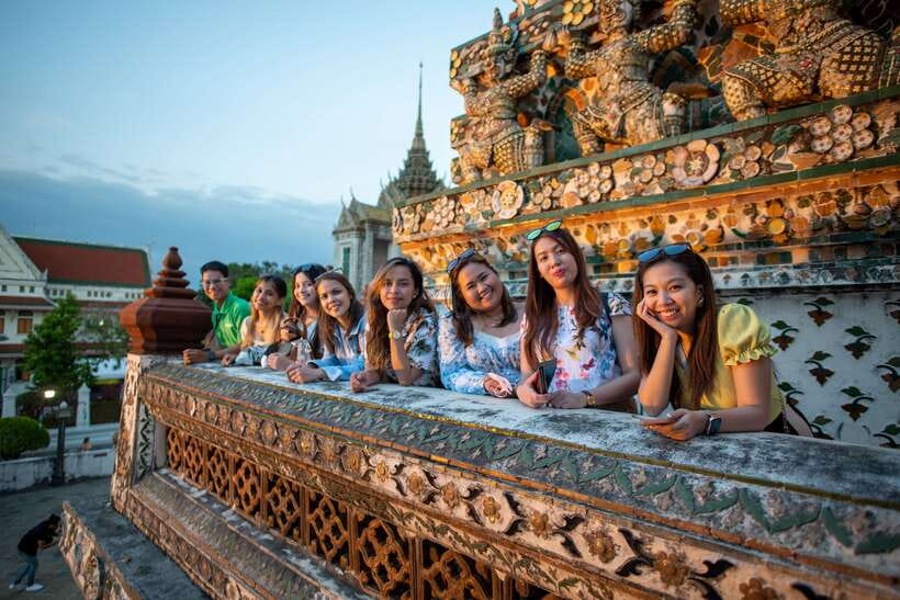 Bangkok: Wat Pho and Wat Arun Guided Walking Tour - Wat Pho and the 46-meter reclining Buddha