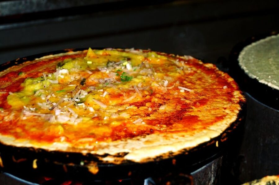 Banglore: Guided Street Food Crawl - The first tastings: old shops, bakeries, and sweets