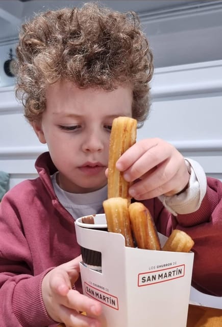 Barcelona: Experience the Best Churros with Hot Chocolate - A closer look at the preparation