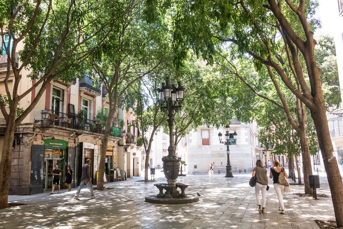 Barcelona Food Markets Private Tour with Tastings - La Boqueria: Barcelona’s famous market stop