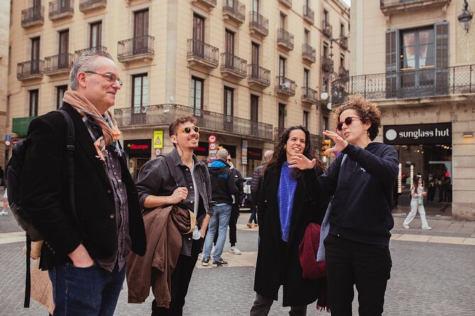 Barcelona : Gothic, Tapas, Churros & Vermouth - A pretty square with a darker past