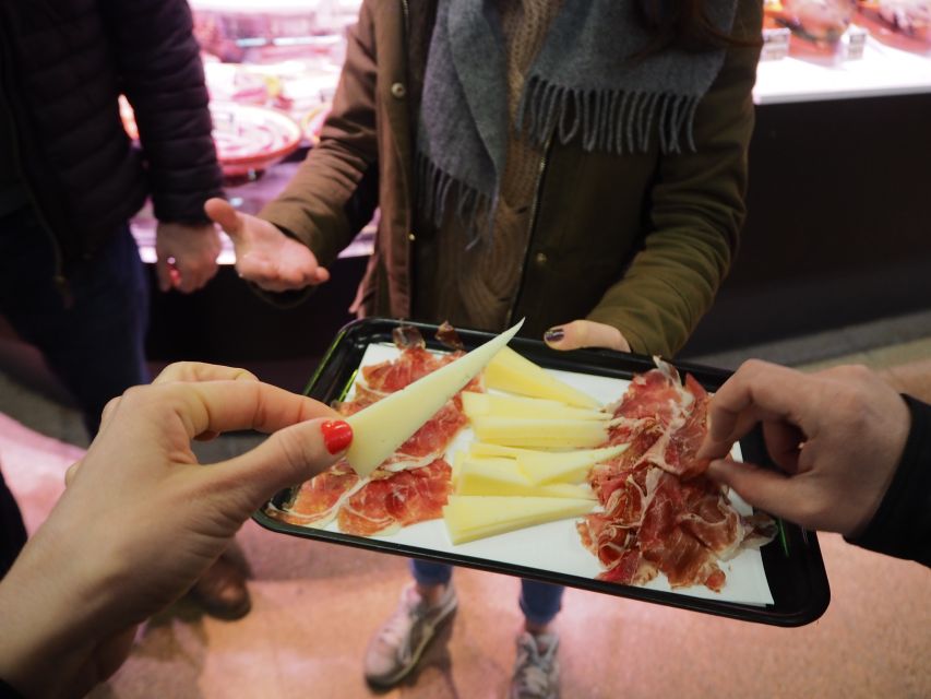 Barcelona Market Food Tour, Local & Artisanal Tastings - Cheeses, olives, baked goods, and the rest of the tasting