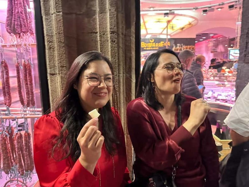 Barcelona Street Food Tour: Boqueria Market & Barrio Gotico - The pastry finish