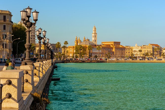 Bari: Guided Tour of the Old Town with Street Food - Piazza Mercantile and the heart of Bari’s old quarter