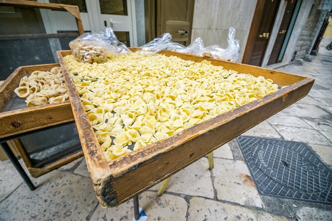 Bari’s Ultimate Street Food Tour - Small Group by Do Eat Better - How good is the cultural side?
