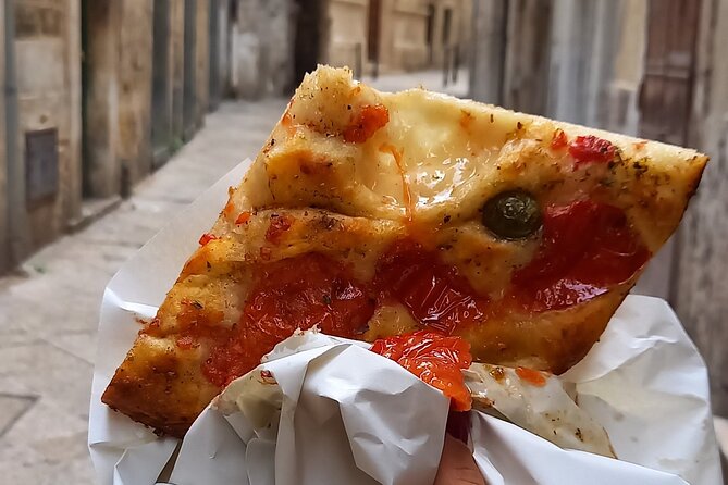 Bari’s Ultimate Street Food Tour - Small Group by Do Eat Better - Panzerotto and Bari’s fried-food habit