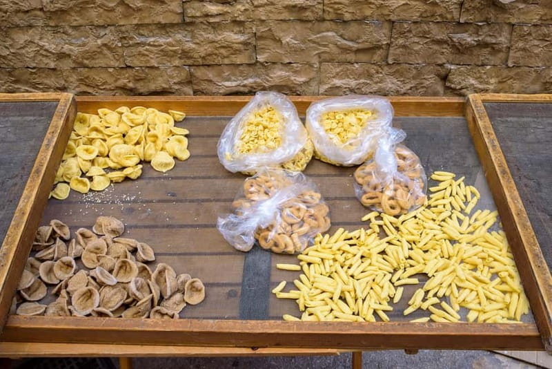 Bari: The Ultimate Street Food Tour with a Local - Gelato near the Castello Svevo