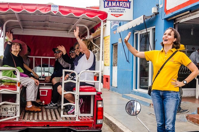 Barrio Bites tour - Guides who make the history easy to follow