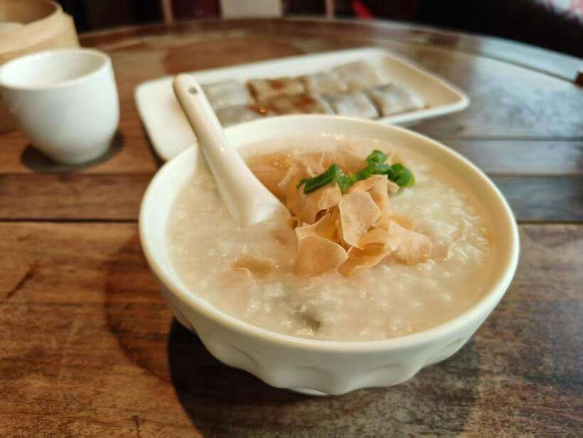 Beijing: Dim Sum Breakfast+Hutong Tour with Optional Add-Ons - Why begin Beijing with dim sum?