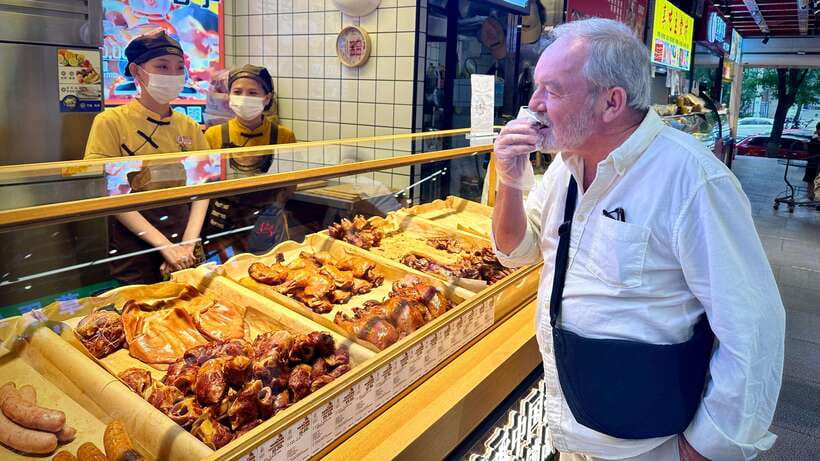 Beijing: Dumpling-Making Class with wet Market visit - Private transport and group choices