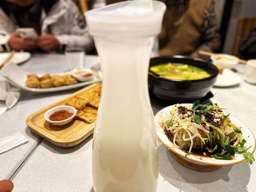 Beijing Hutong Food Crawl Delights: Peking duck, Hotpot&More - Meeting the guide in Dongsi Hutongs