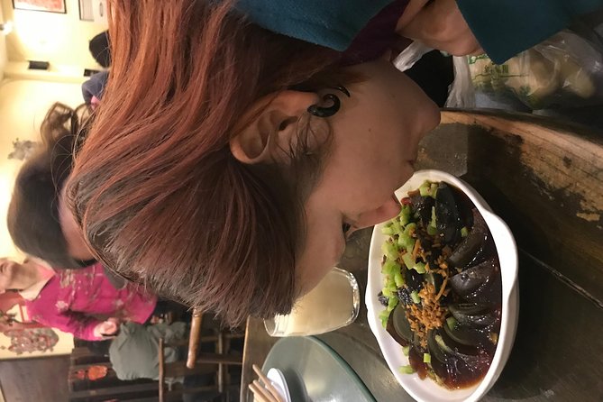 Beijing Private Hutong Food Walking Tour - Sampling the first wave of Beijing dishes