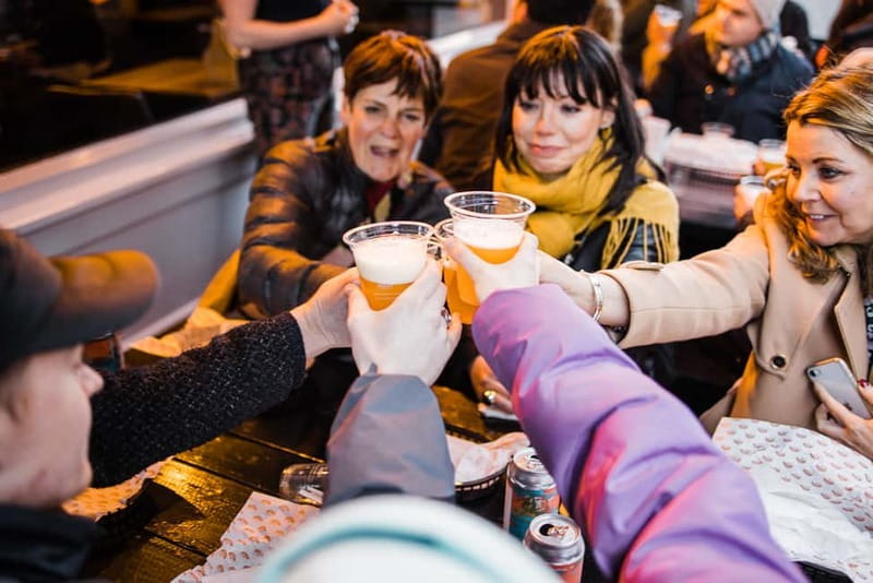 Belfast: Guided Craft Beer and Street Food Tour - Street food turns the tastings into a full meal