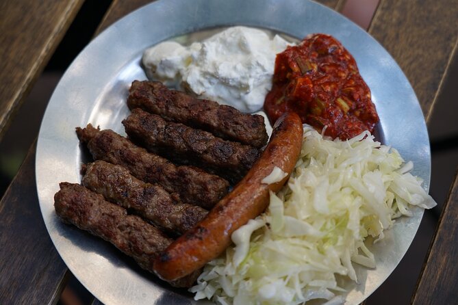 Belgrade Street Food Tasting Tour - Guides, group size, and the feel of the walk