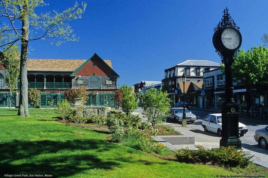 Best of Bar Harbor Food Walking Tour - A food tour that also helps you get oriented