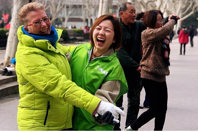 Biking Real Shanghai& Enjoy Local Food - Guide quality and the pace of the ride
