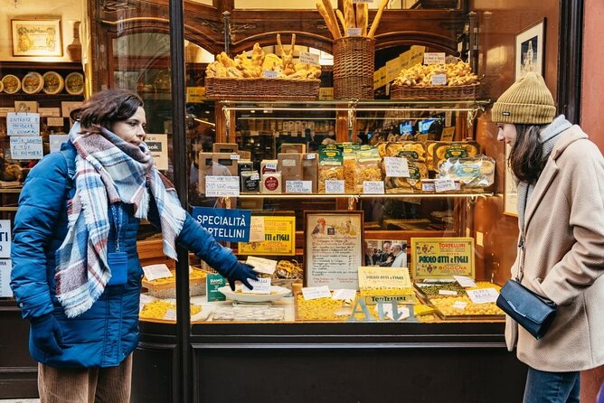 Bologna Food Tour small group - The Quadrilatero and Bologna’s old food trade