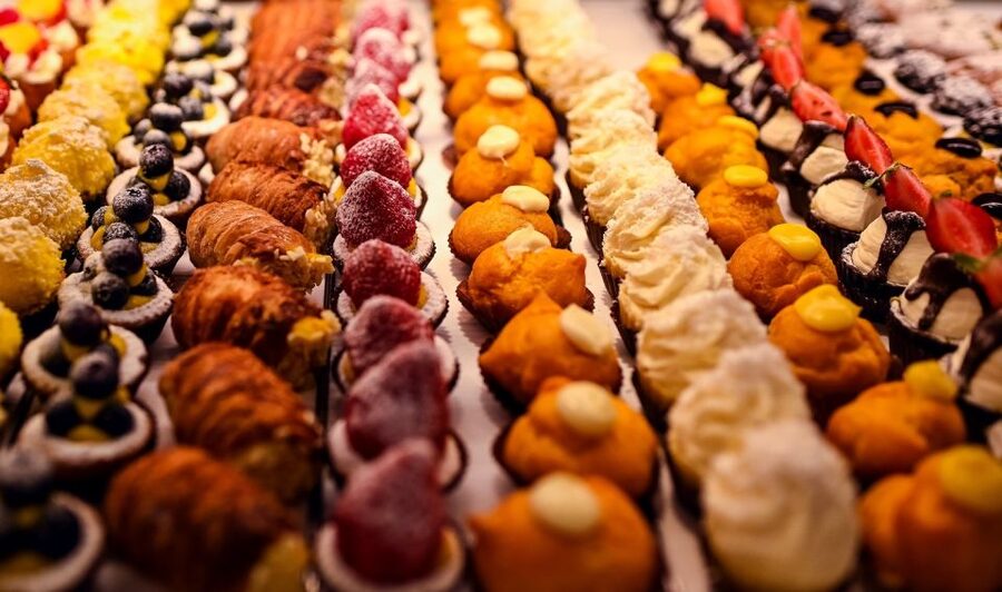 Bologna: Local Food Tour with Authentic Tastings and Wine - Key points at a glance