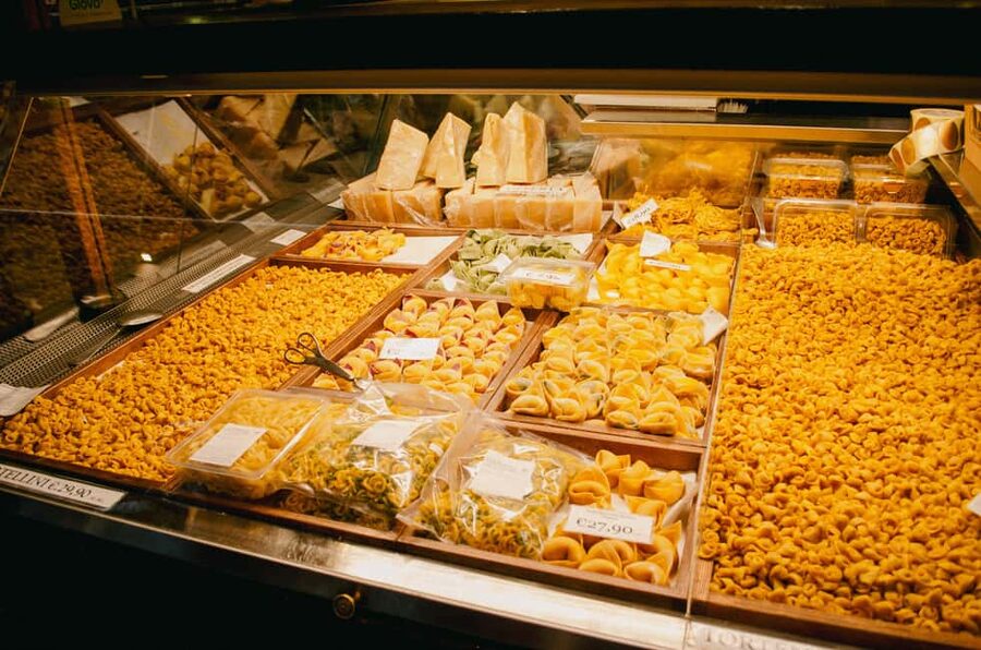 Bologna: Street Food Tour in the Historic Center - Porchetta, wine, and a relaxed middle stop