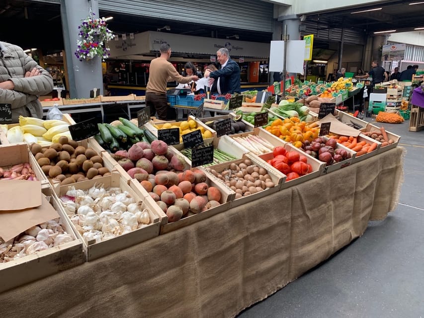 Bordeaux: 3.5-Hour Old Town and Market Food Tour - Eight stops, from wine to a secret tasting