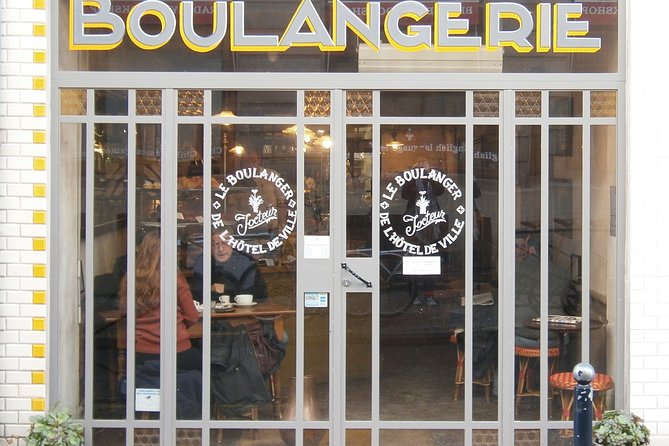 Bordeaux Historic and Gourmet Food Walking Tour - Wine and Bordeaux’s commercial story
