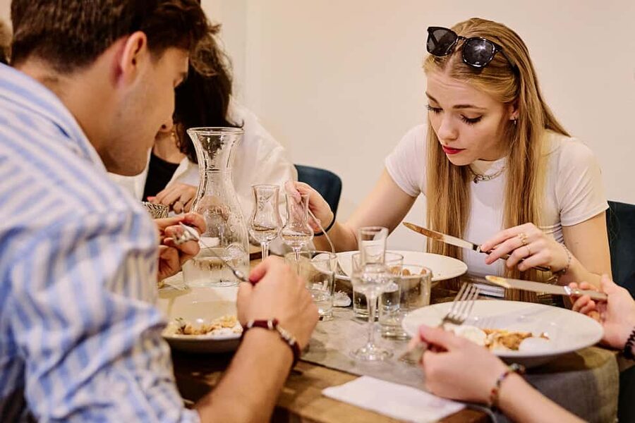 Budapest Guided Food Walking Tour with Drinks Included - Flódni, Tokaji wine, beer, and pálinka