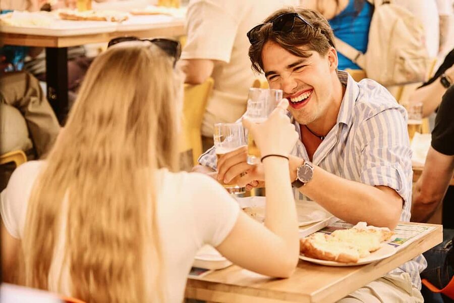 Budapest Guided Food Walking Tour with Drinks Included - How much food do you receive?