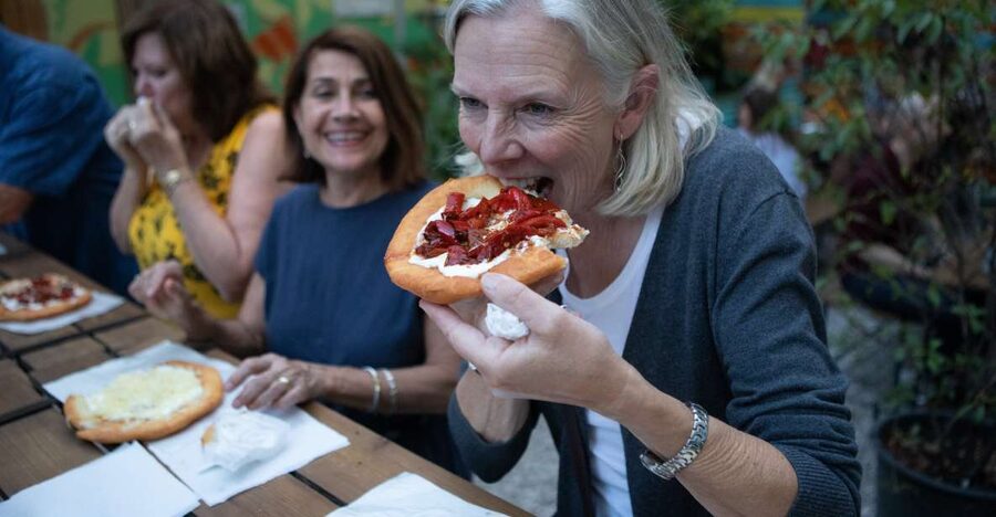 Budapest Street Food Tour with Snacks, Dessert & Beer - Food is only half the tour
