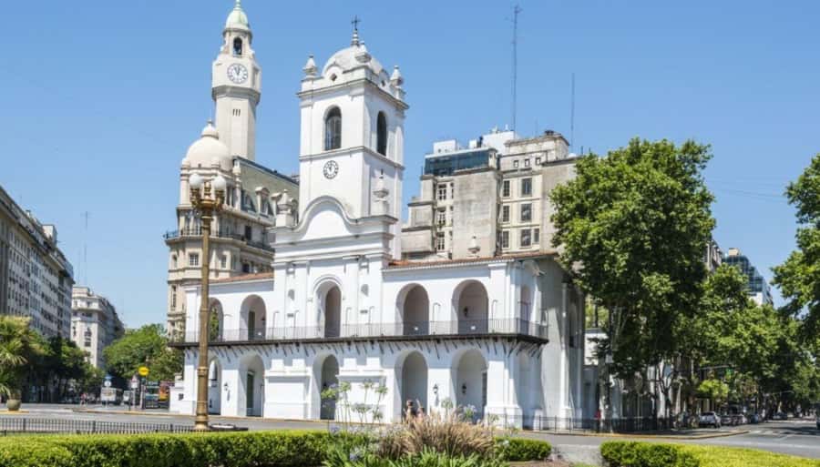 Buenos Aires Premium city tour with street food - Street food gives the tour a satisfying finish