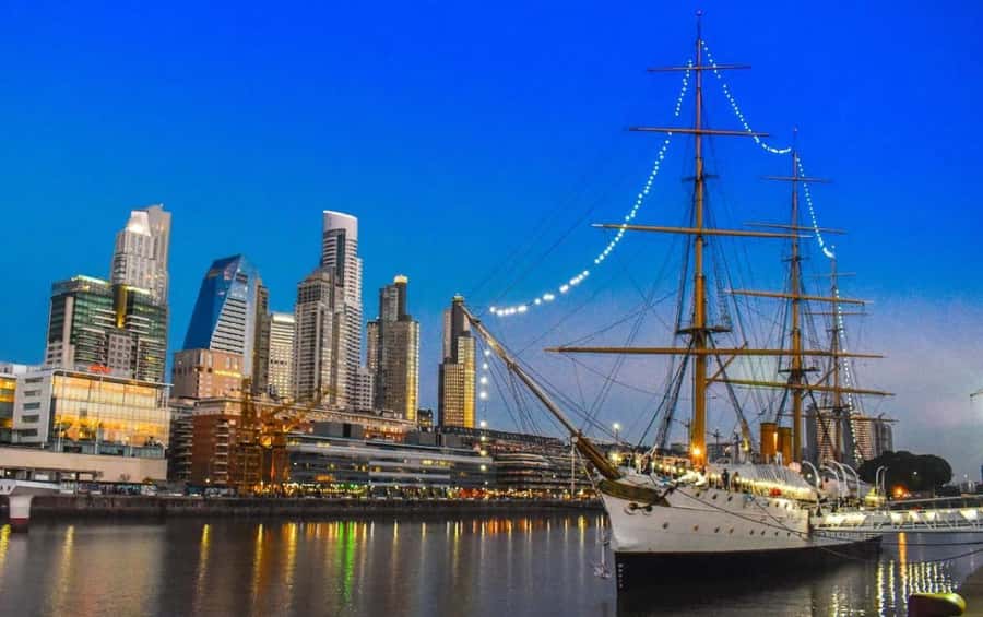 Buenos Aires Premium city tour with street food - Why this tour works for a first day in Buenos Aires