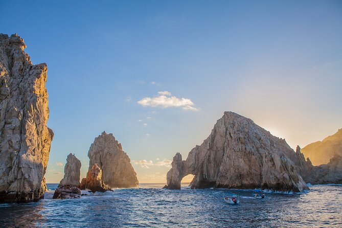Cabo Cruise Sunset Adventure: Tacos, Margaritas & Sea Lions - Music, dancing, and the social mood