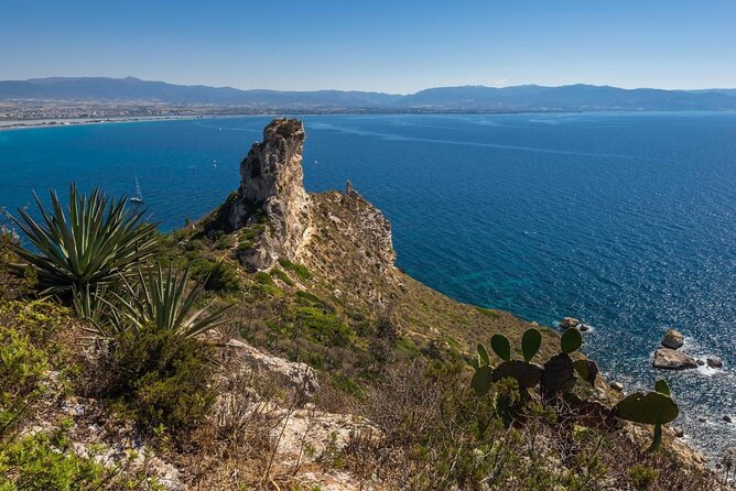 Cagliari : Gozzo Tour with 3 Swim Stops, Snorkeling & Local Food - Key points to know before booking