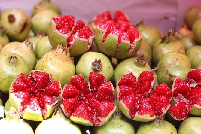 Cancun Private Foodies Market Tour and Street Food - Four dishes and drinks, not just a single bite