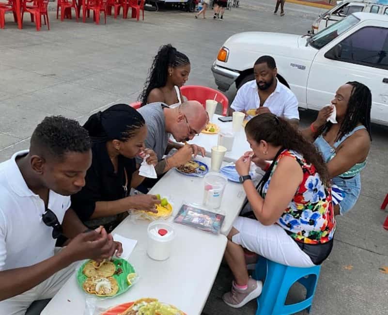 Cancun Taco Tour: Street Food & Tequila Tasting in Downtown - What the guide adds to the evening