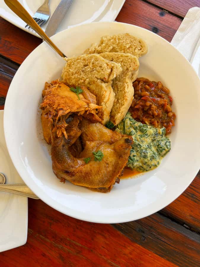 Cape Town: Local street food tour - Tasting bunny chow, boerewors, and vetkoek