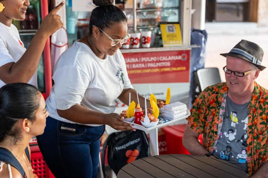 Cartagena: Guided Street Food Tour with Tastings - Timing, comfort, and the rhythm of the walk
