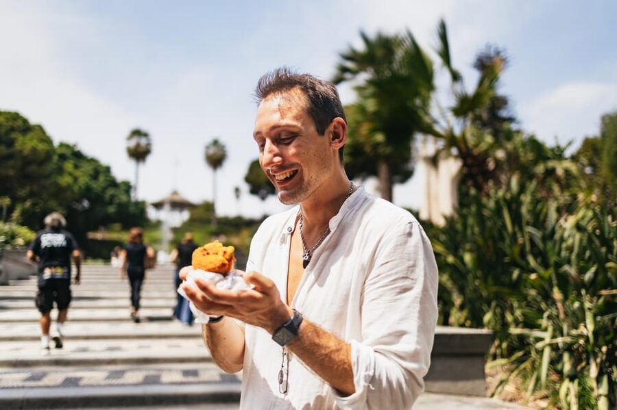 Catania: Guided Street Food Walking Tour - Piazza Duomo and selz in the city center