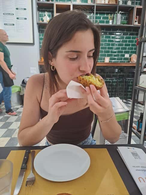 Catania: Street Food Guided Walking Tour - Why Catania food makes a good introduction to Sicily