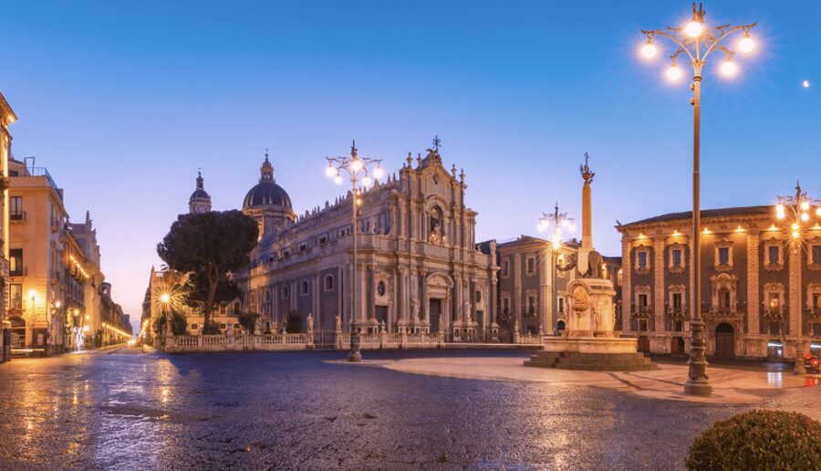 Catania Street food tour by night - Via Etnea, Piazza Stesicoro, and the Roman Amphitheater