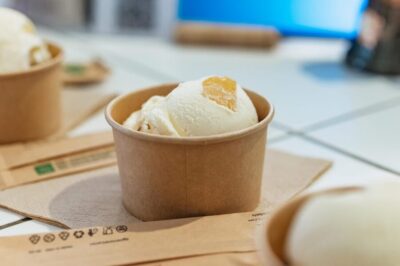 Old Town Highlights Guided Tour with Street Food