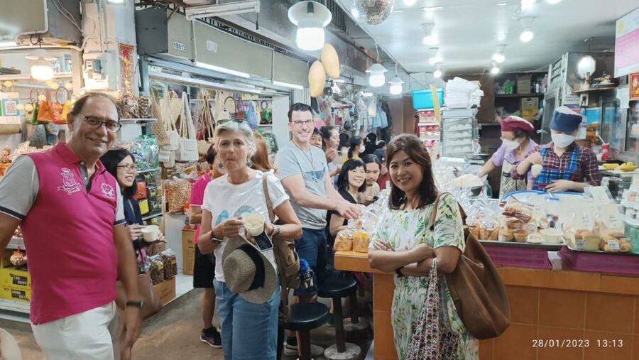 Chiang Mai: Local Food and Markets Guided Walking Tour - Why this short Chiang Mai food walk works
