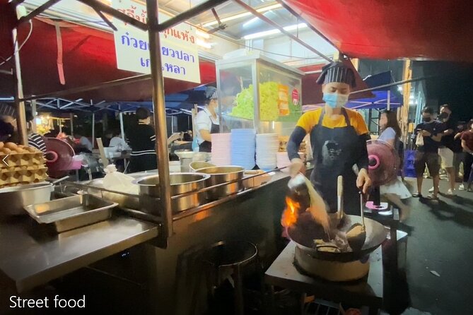 Chiang Mai Street Food Tour by Tuk Tuk with Pick Up - What the private tuk tuk changes