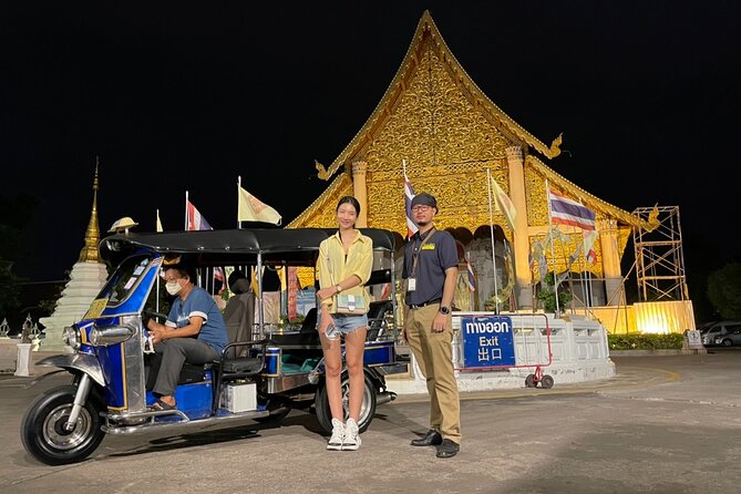 Chiang Mai Street Food Tour by Tuk Tuk with Pick Up - Chiang Mai Gate puts the evening in motion